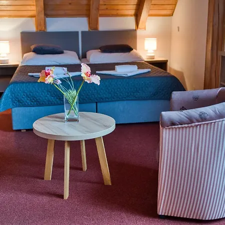 U Lipy Hotel Krusovice